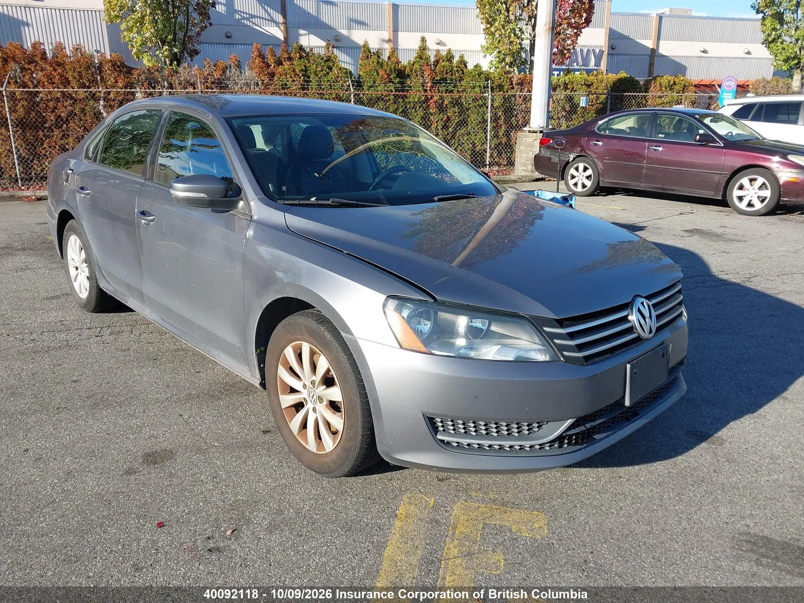 2013 Volkswagen Passat S VIN 1VWAH7A39DC004192 фото 2
