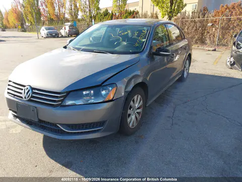 2013 Volkswagen Passat S VIN 1VWAH7A39DC004192 фото 3