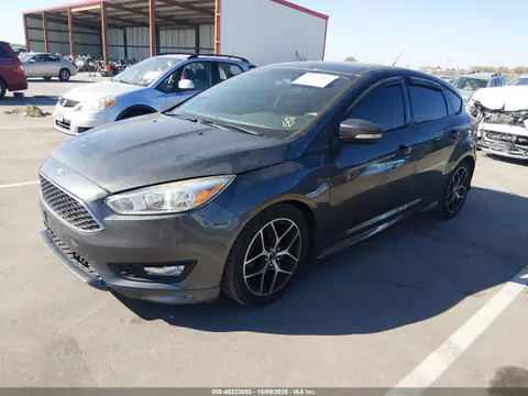 2015 Ford Focus Se VIN 1FADP3K21FL383750 фото 3