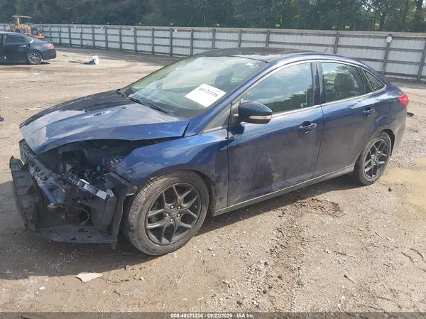 1FADP3F21GL330073 — 2016 Ford Focus, фото 2 с аукциона IAAI 14.10.2026, Передняя часть