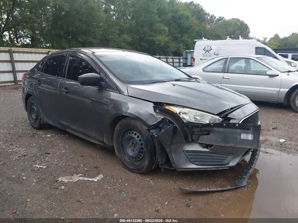 1FADP3E23GL381690 — 2016 Ford Focus, Передняя часть (Front End), фото до ремонта