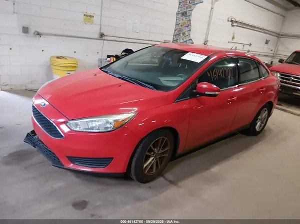 1FADP3F20GL289161 — 2016 Ford Focus, фото 2 с аукциона IAAI, Задняя часть