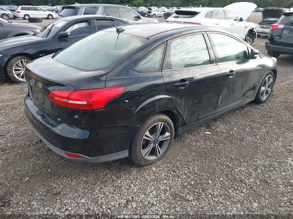 1FADP3FE0GL218715 — 2016 Ford Focus, фото 4 с аукциона IAAI, Естественный износ