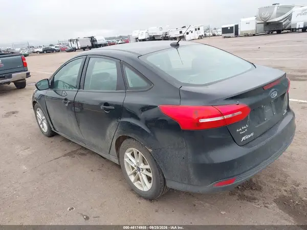 1FADP3F28GL238376 — 2016 Ford Focus, Град (Hail), фото до ремонта