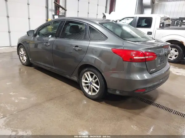 1FADP3F20GL386893 — 2016 Ford Focus, фото 3 с аукциона IAAI, Механические повреждения