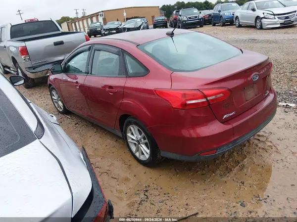1FADP3F21GL393237 — 2016 Ford Focus, фото 3 с аукциона IAAI, Передняя часть