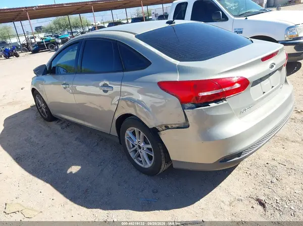 2016 FORD FOCUS VIN 1FADP3F22GL365446 фото 3