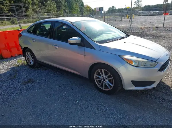 1FADP3F20GL283005 — 2016 Ford Focus, Задняя часть (Rear), фото до ремонта