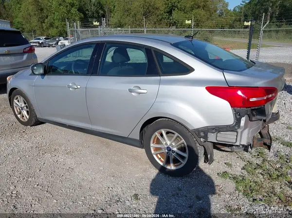 1FADP3F20GL283005 — 2016 Ford Focus, фото 3 с аукциона IAAI, Задняя часть