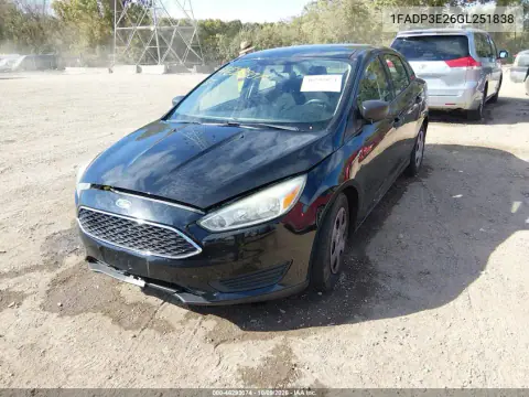 2016 Ford Focus S VIN 1FADP3E26GL251838 фото 3