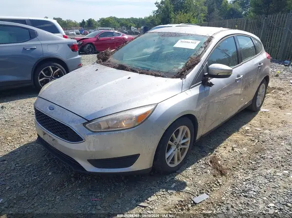 1FADP3K27HL208972 — 2017 Ford Focus, фото 2 с аукциона IAAI 13.10.2026, Естественный износ