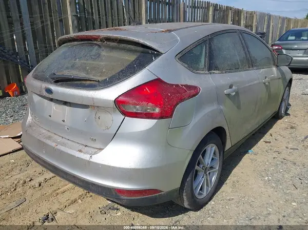 1FADP3K27HL208972 — 2017 Ford Focus, фото 4 с аукциона IAAI 13.10.2026, Естественный износ