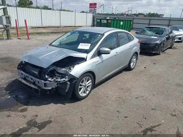 1FADP3F29HL328587 — 2017 Ford Focus, фото 2 с аукциона IAAI 14.10.2026, Передняя часть