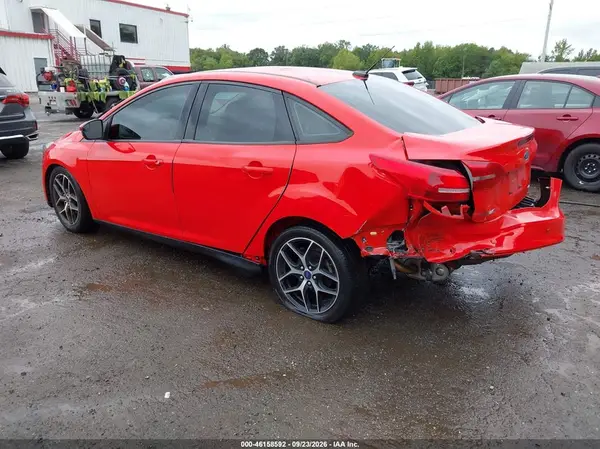 1FADP3H26HL225592 — 2017 Ford Focus, фото 3 с аукциона IAAI 14.10.2026, Задняя часть