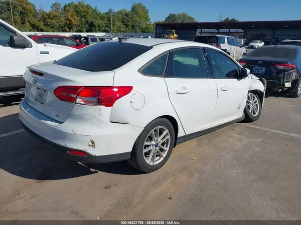 1FADP3F23HL337429 — 2017 Ford Focus, фото 4 с аукциона IAAI, Передняя часть