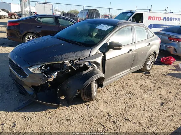 1FADP3F23HL298924 — 2017 Ford Focus, фото 2 с аукциона IAAI, Передняя часть