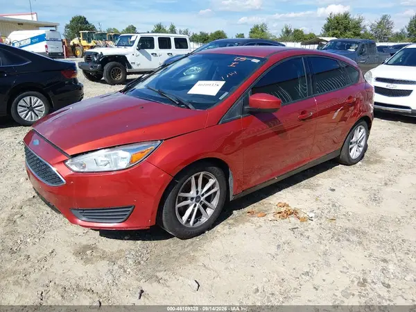 1FADP3K24JL243121 — 2018 Ford Focus, фото 2 с аукциона IAAI 08.10.2026, Естественный износ