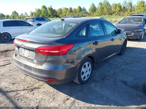 1FADP3E25JL318565 — 2018 Ford Focus, фото 4 с аукциона IAAI 09.10.2026, Передняя часть