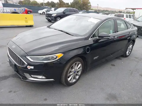 2017 Ford Fusion Energi Platinum VIN 3FA6P0SU2HR350933 фото 2