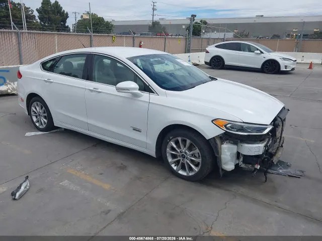 2017 Ford Fusion Energi Se Luxury VIN 3FA6P0PU8HR230854 фото 1