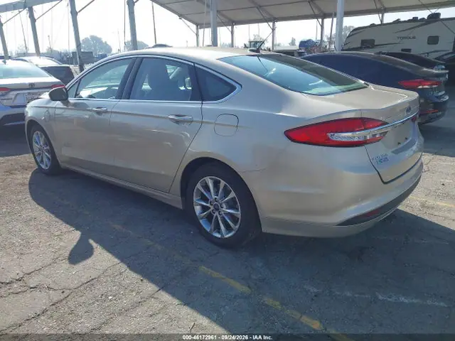 2018 Ford Fusion Energi Se Luxury VIN 3FA6P0PU3JR111390 фото 3