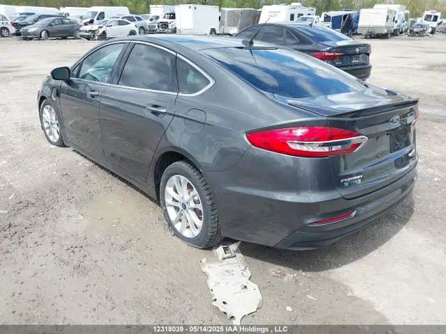 3FA6P0SUXKR279052 — 2019 Ford Fusion Energi Titanium, фото 3 с аукциона IAAI 14.10.2026, Передняя часть