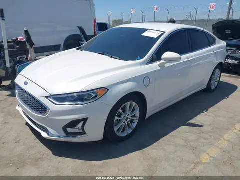2019 Ford Fusion Energi Titanium VIN 3FA6P0SU9KR144922 фото 2