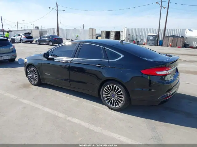 3FA6P0RU0HR266941 — 2017 Ford Fusion Hybrid Platinum, фото 3 с аукциона IAAI 30.09.2026, Передняя часть справа