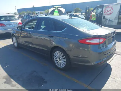 2016 Ford Fusion Hybrid S VIN 3FA6P0UU5GR234637 фото 3