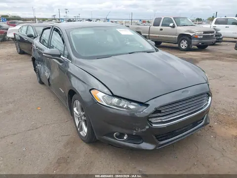 3FA6P0LUXFR226744 — 2015 Ford Fusion Hybrid SE, Естественный износ, фото до ремонта