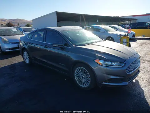 3FA6P0LU4GR251415 — 2016 Ford Fusion Hybrid SE, Левый бок (Left Side), фото до ремонта