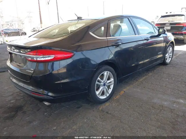 3FA6P0LU5JR281241 — 2018 Ford Fusion Hybrid SE, фото 4 с аукциона IAAI 13.10.2026, Передняя часть