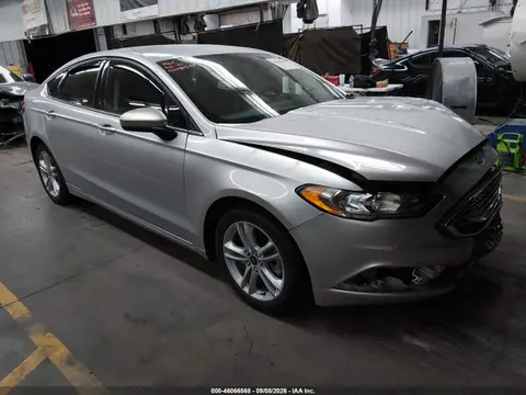 3FA6P0LU6JR131462 — 2018 Ford Fusion Hybrid SE, Передняя часть (Front End), фото до ремонта