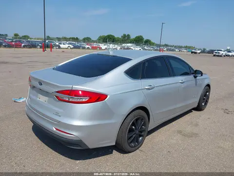 2019 Ford Fusion Hybrid Se VIN 3FA6P0LU5KR188026 фото 4