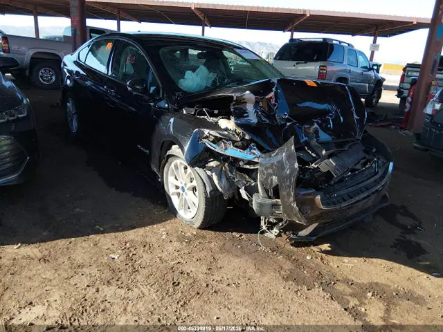 3FA6P0MUXKR185461 — 2019 Ford Fusion Hybrid SEL, Передняя часть (Front End), фото до ремонта