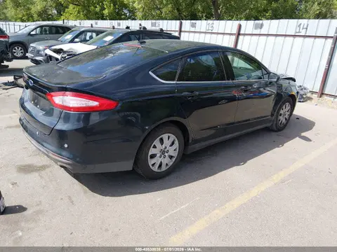 2014 Ford FUSION S VIN 3FA6P0G76ER331669 фото 4