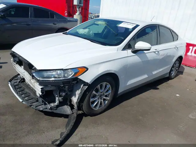 3FA6P0G78GR194477 — 2016 Ford Fusion S, фото 2 с аукциона IAAI 15.10.2026, Передняя часть