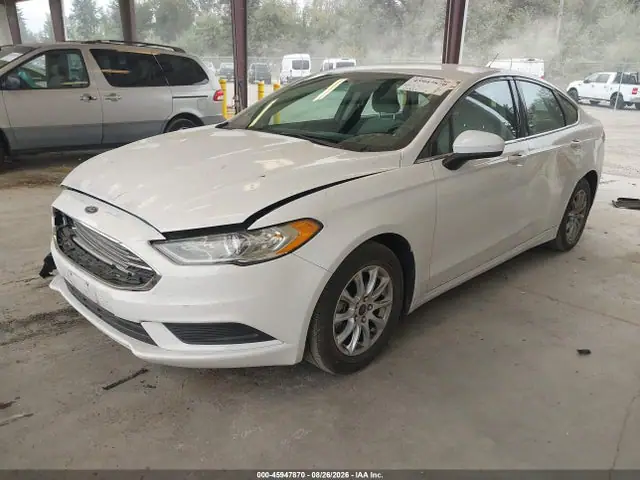 3FA6P0G72JR271027 — 2018 Ford Fusion S, фото 2 с аукциона IAAI 30.09.2026, Передняя часть