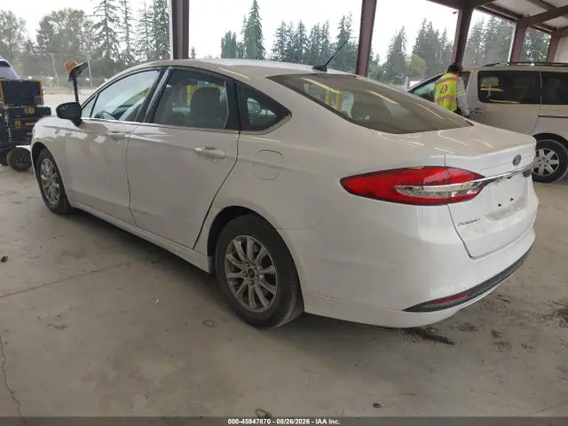 3FA6P0G72JR271027 — 2018 Ford Fusion S, фото 3 с аукциона IAAI 30.09.2026, Передняя часть