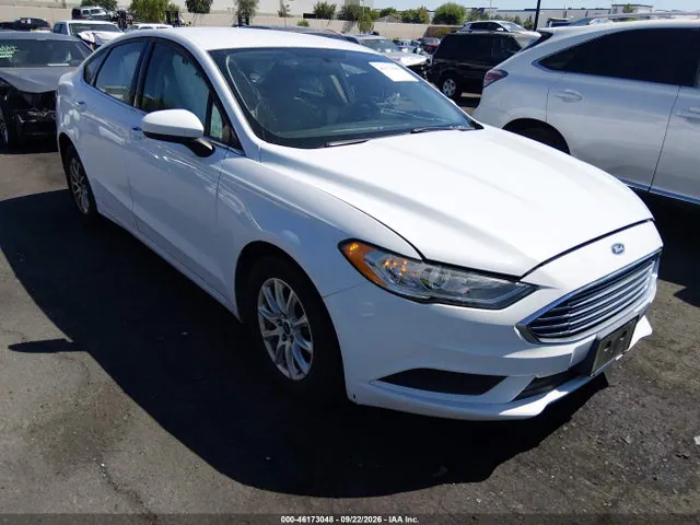 2018 Ford FUSION S VIN 3FA6P0G75JR181113 фото 1