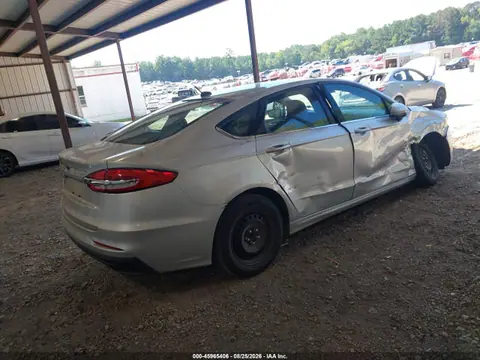 2019 Ford FUSION S VIN 3FA6P0G76KR101917 фото 4