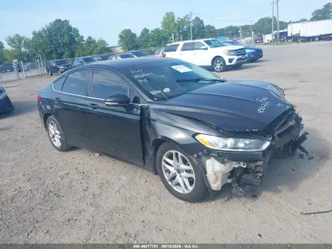 3FA6P0HDXER119023 — 2014 Ford Fusion SE, Передняя часть (Front End), фото до ремонта