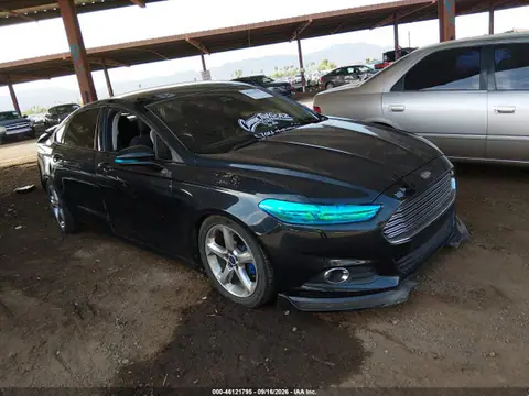3FA6P0H96ER122626 — 2014 Ford Fusion SE, Left & Right Side, фото до ремонта