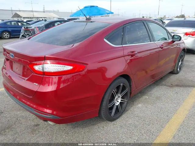 3FA6P0H75FR144617 — 2015 Ford Fusion SE, фото 4 с аукциона IAAI 29.09.2026, Естественный износ