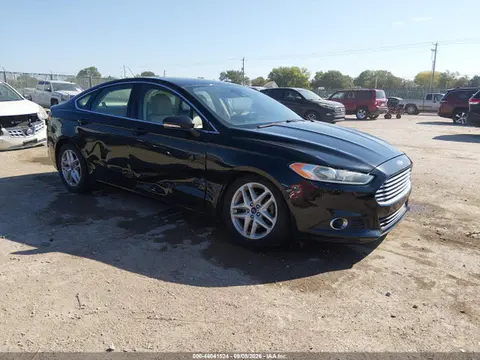 3FA6P0HD7FR179083 — 2015 Ford Fusion SE, Правый бок (Right Side), фото до ремонта
