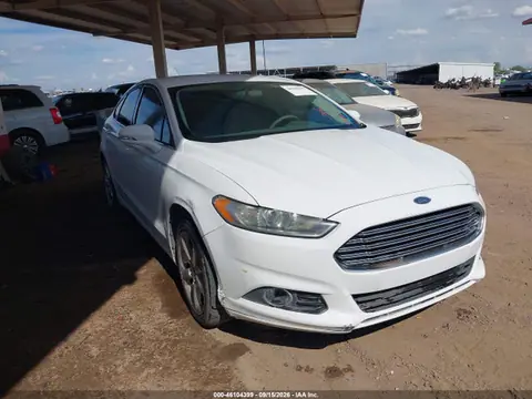 3FA6P0H71FR128639 — 2015 Ford Fusion SE, Естественный износ (Normal Wear & Tear), фото до ремонта