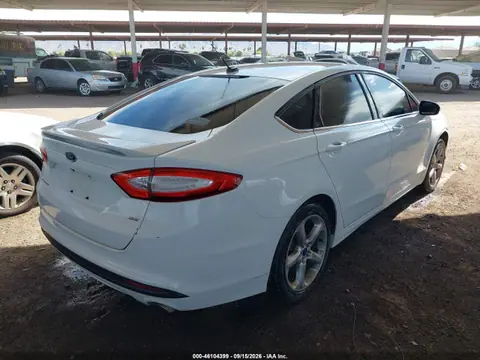 2015 Ford FUSION SE VIN 3FA6P0H71FR128639 фото 4