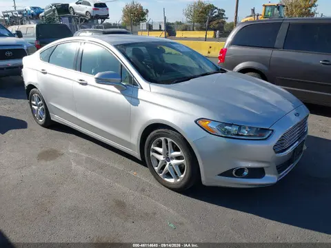 3FA6P0HD0FR145549 — 2015 Ford Fusion SE, Задняя часть (Rear), фото до ремонта