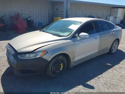 2015 Ford FUSION SE VIN 3FA6P0HD2FR105439 фото 2