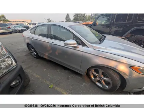 3FA6P0H98GR168252 — 2016 Ford Fusion SE, Передняя часть слева (Left Front), фото до ремонта